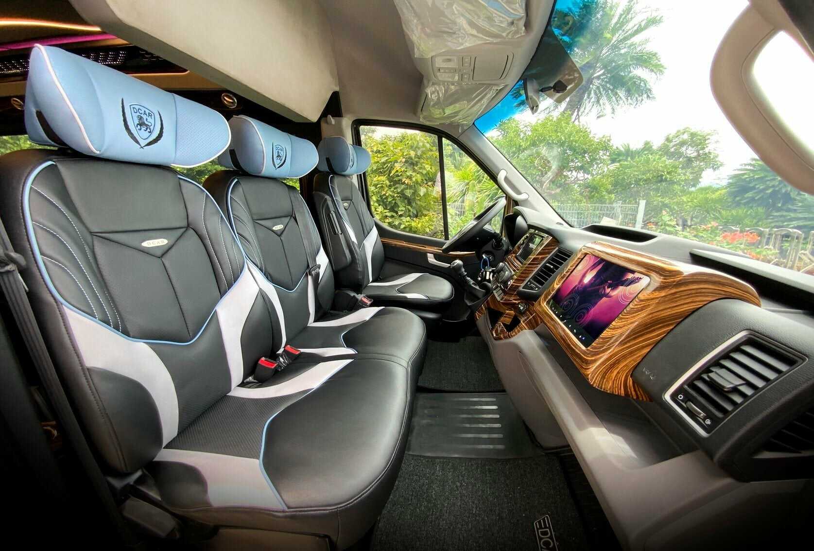 Thuê xe Limousine 12 chỗ giá rẻ