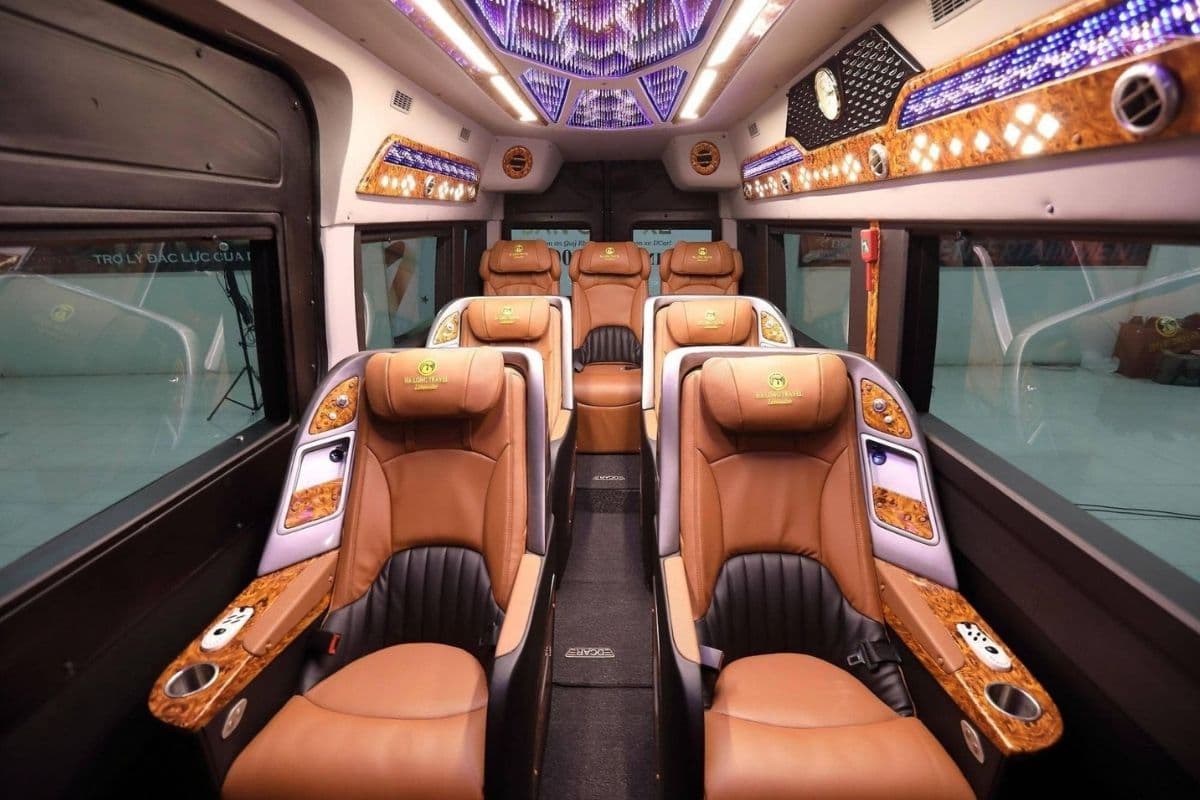 Nội thất xe limousine 16 chỗ