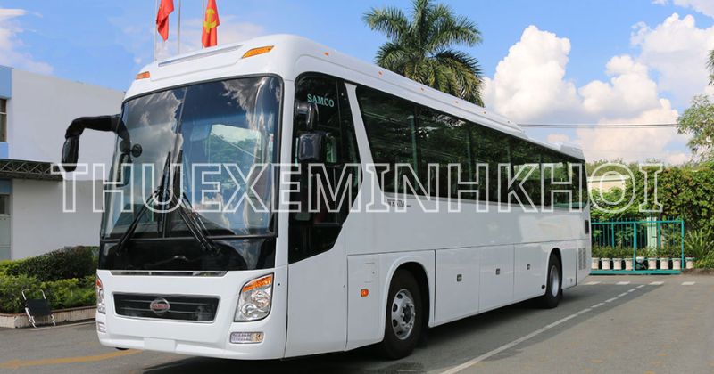 xe 45 chỗ cho đoàn lớn