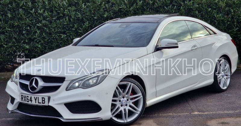 Thuê xe 4 chỗ đi công tác Mercedes - E350
