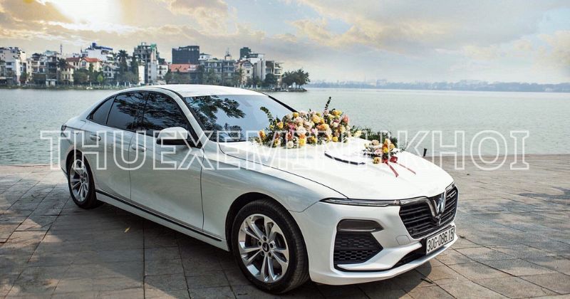 thuê xe cưới VinFast Lux A2.0