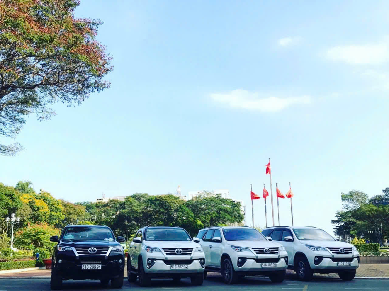 thuê xe đi tỉnh 7 chỗ