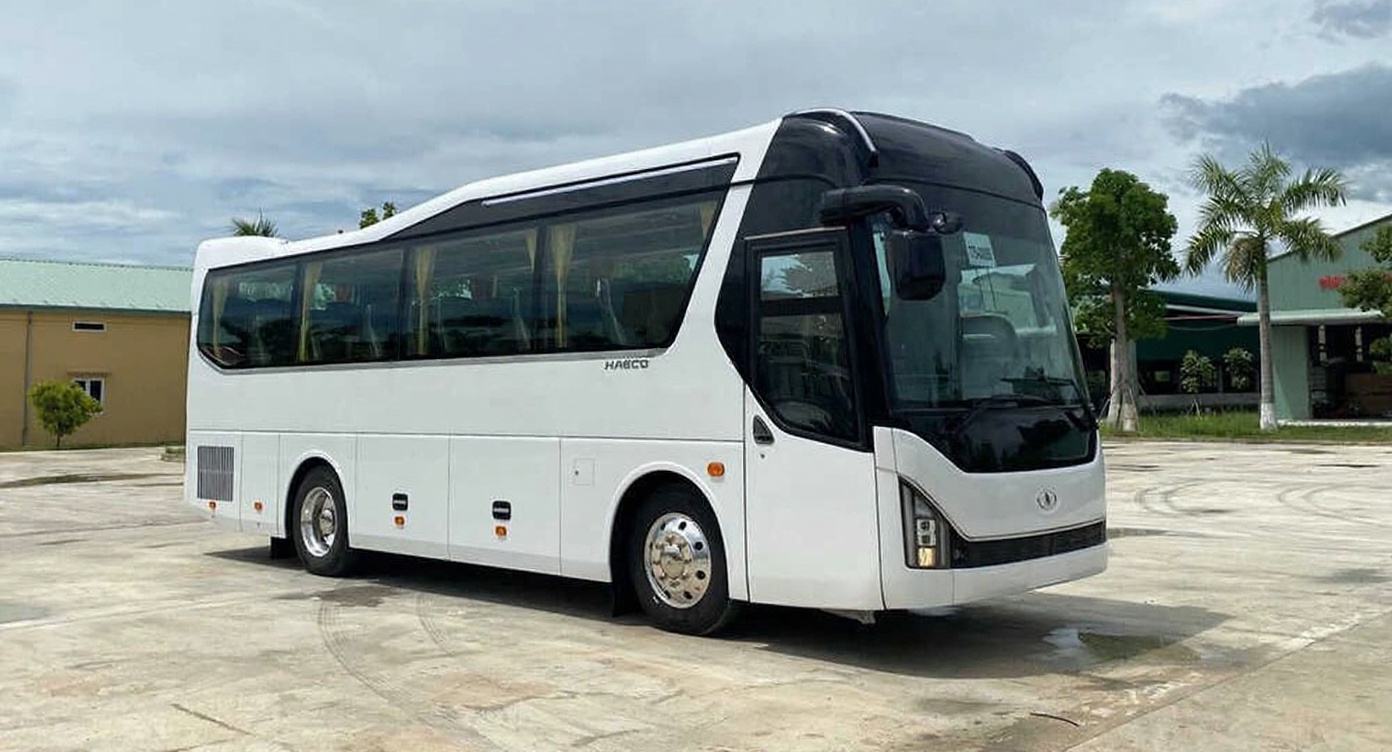 35人乗り観光バス